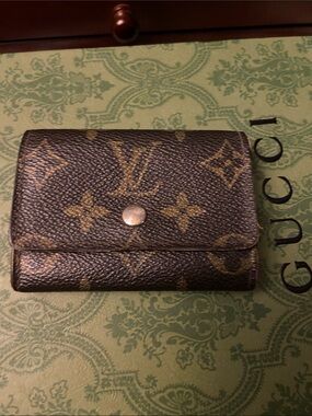 Louis Vuitton Monogram Canvas Small Snap Wallet in Brown